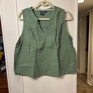 Gap - green - sleeveless top - size L